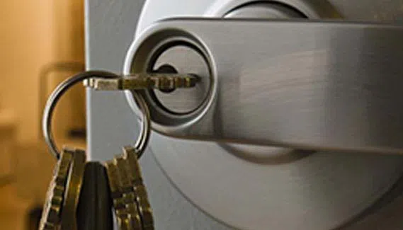 Brooklyn 24 Hour Locksmiths Brooklyn, NY 718-971-9673 Brooklyn 24 Hour Locksmiths Brooklyn, NY 718-971-9673 - emergency-locksmith-opening